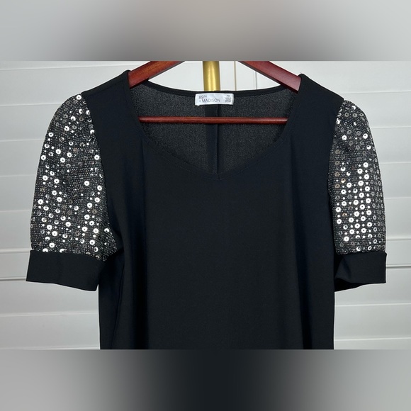 Black Top w/Silver Sequined Sleeves Sz P-M, by 89Th+ Madison - Picture 5 of 6